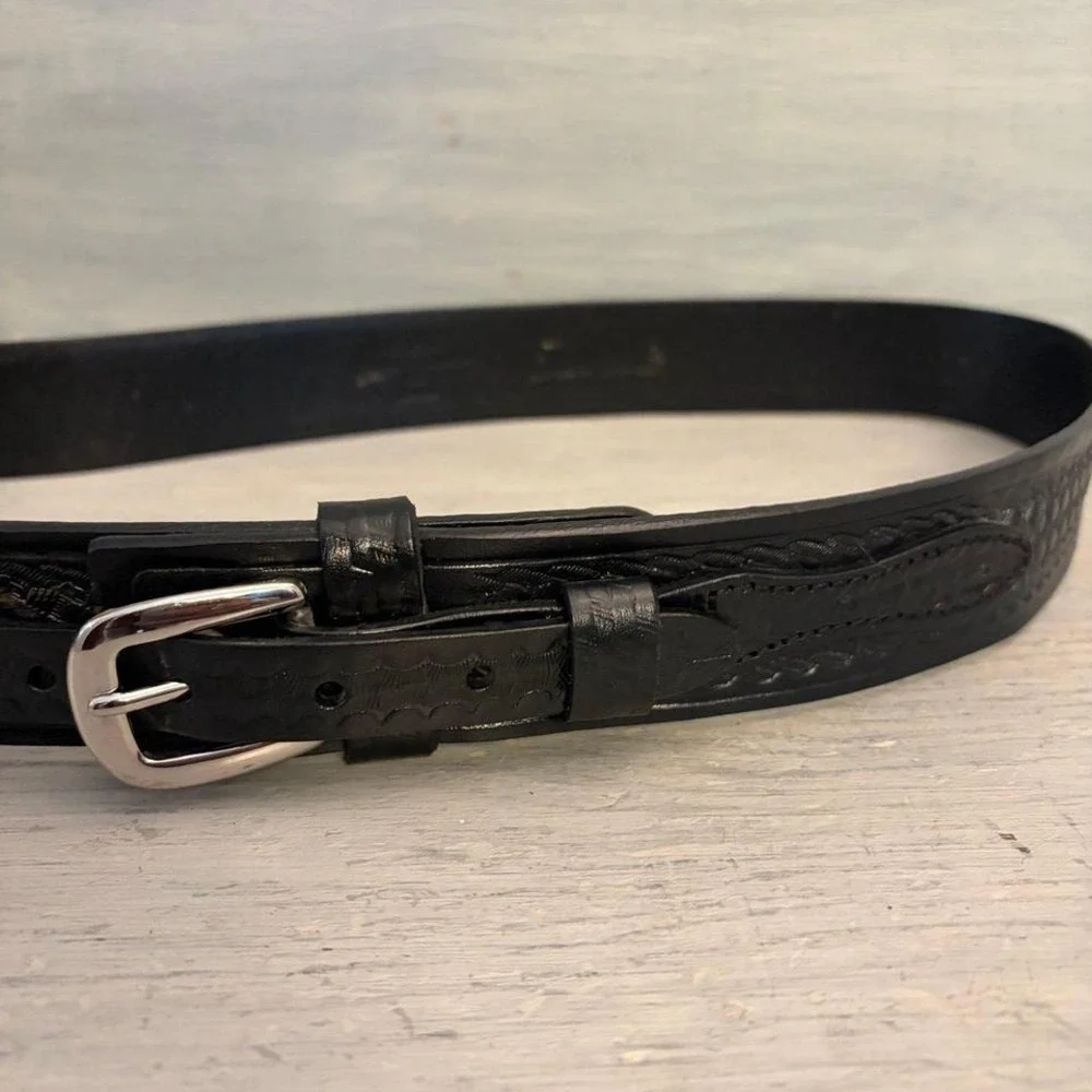 Guide Gear Genuine Black‎ Leather Embossed Weave Pattern Belt 42
